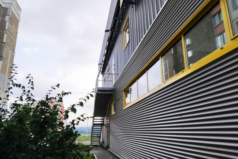 Best Metal Siding Contractors in North Royalton, OH