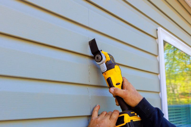 Vinyl Siding Repair - Final Touch-up